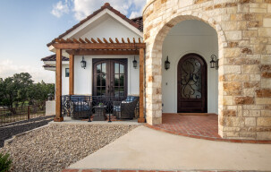 Evolutionary Homes: Redefining Luxurious Mansions in San Antonio